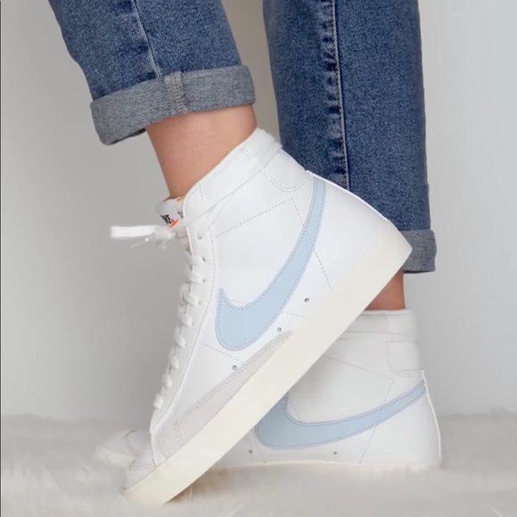 Nike Shoes - 🦋 NIKE Blazer Mid 77 Vintage RARE Sneakers Shoes